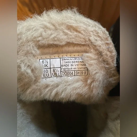 Dr Martens 1460 Serena Fur Lined Boots - Picture 6 of 7